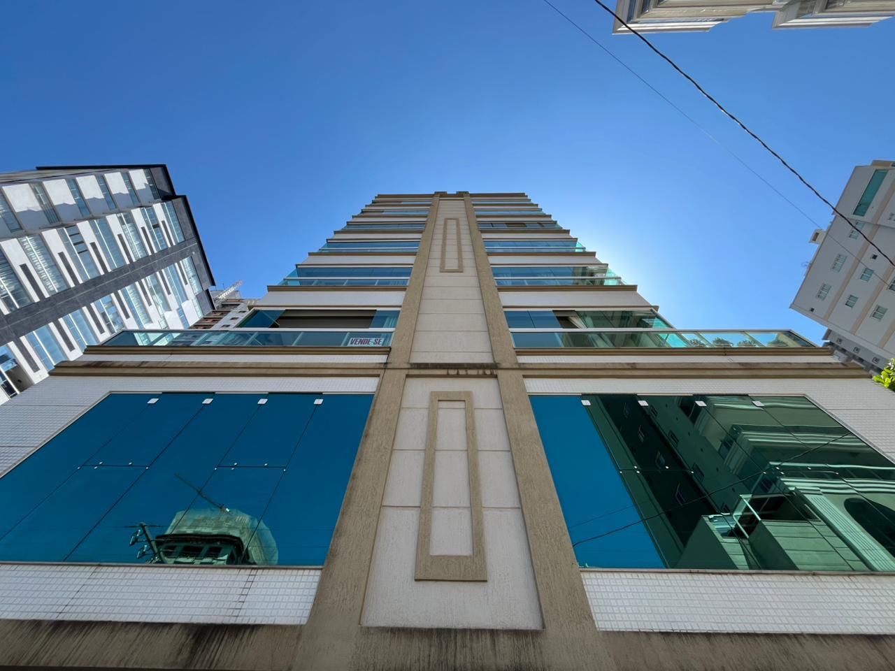 Apartamento à venda com 100m² por R$ 1.200.000,00 - Invicta Itapema - Assessoria Imobiliária