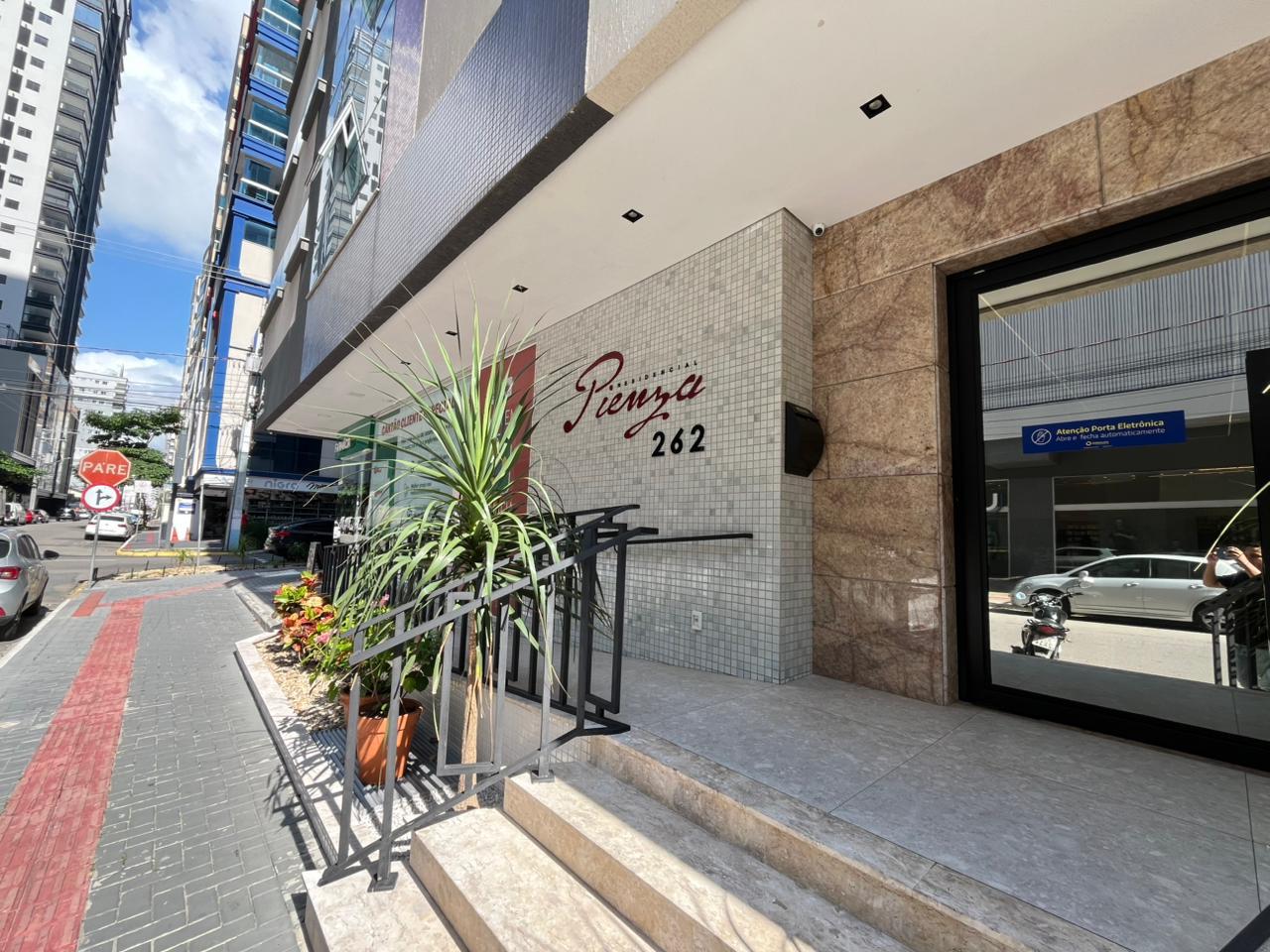  - Apartamento à venda com 170m² por R$ 2.800.000,00