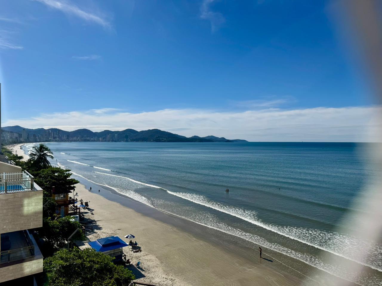 Apartamento à venda com 4 quartos, 240.00m² - Meia Praia,Itapema