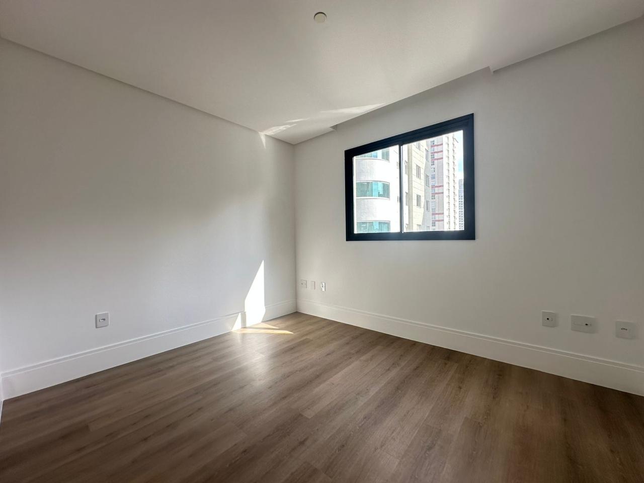 Apartamento, 4 quartos, 185 m² - Foto 11