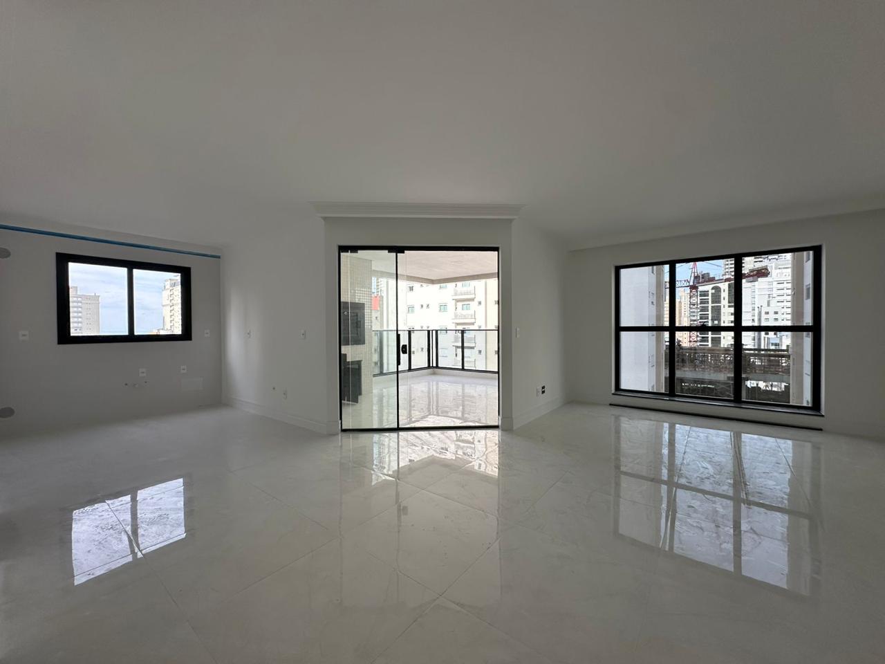  - Apartamento à venda com 168m² por R$ 2.800.000,00