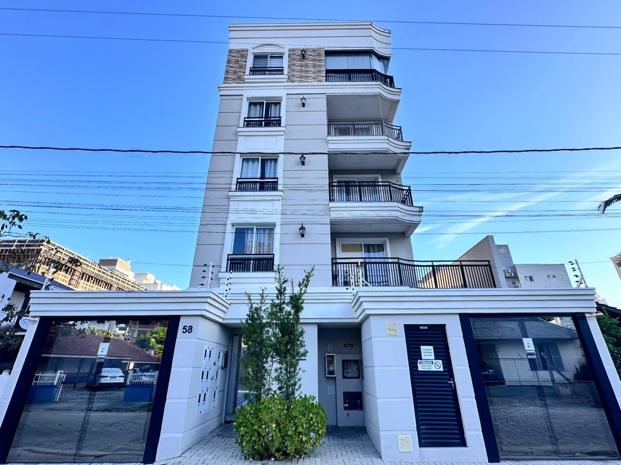 Apartamento à venda com 67m² por R$ 650.000,00 - Invicta Itapema - Assessoria Imobiliária