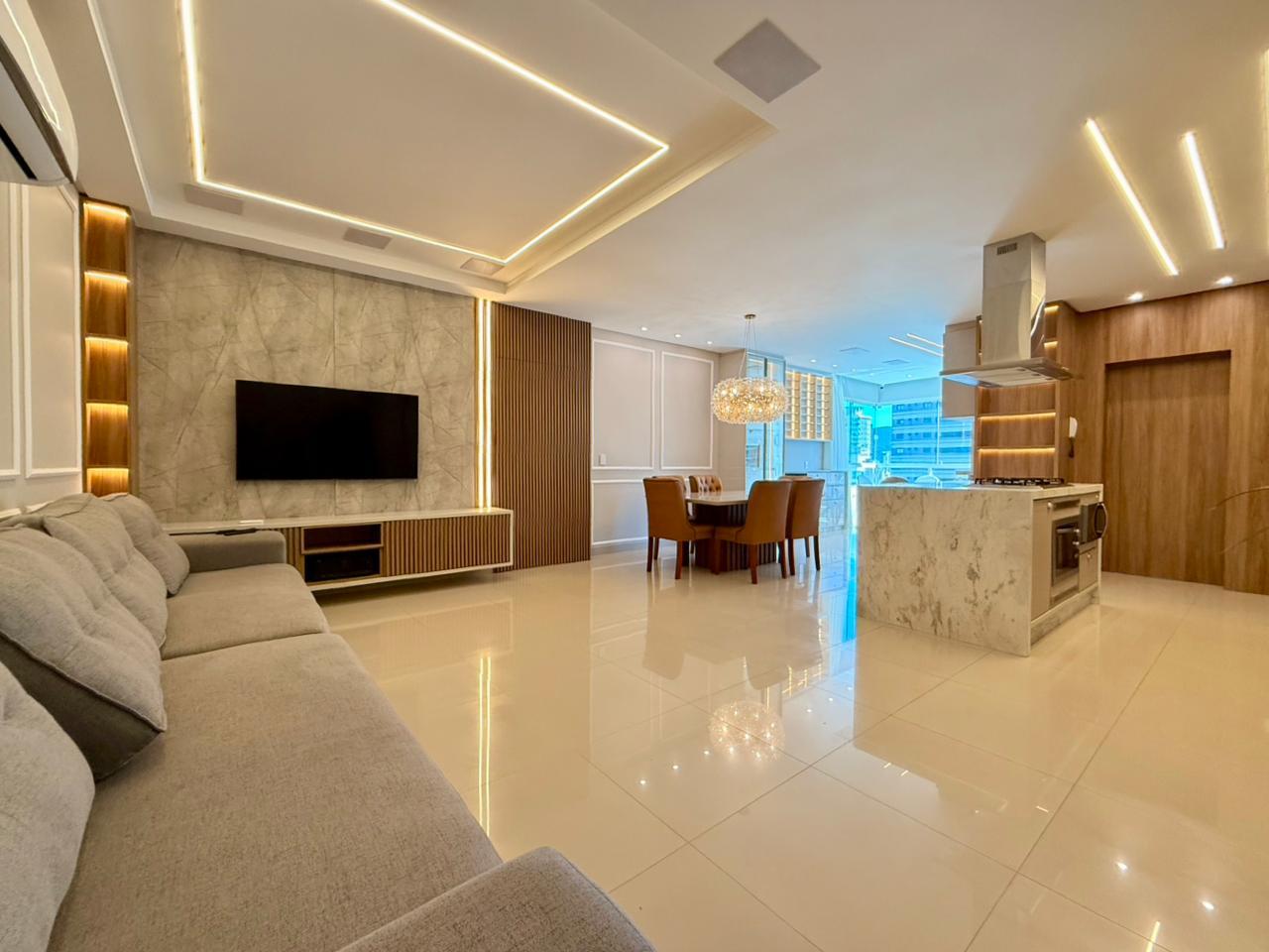  - Apartamento à venda com 135m² por R$ 2.650.000,00