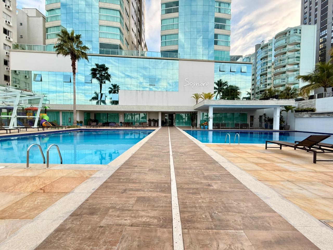  - Apartamento com vista para o mar à venda com 200m² por R$ 9.300.000,00