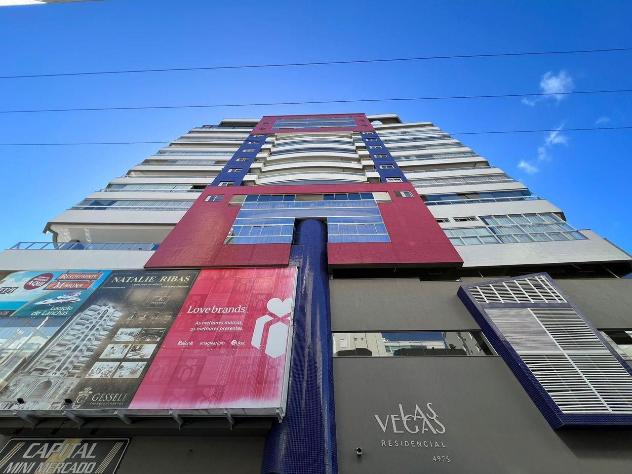 Apartamento com vista para o mar à venda com 120m² por R$ 2.250.000,00 - Invicta Itapema - Assessoria Imobiliária