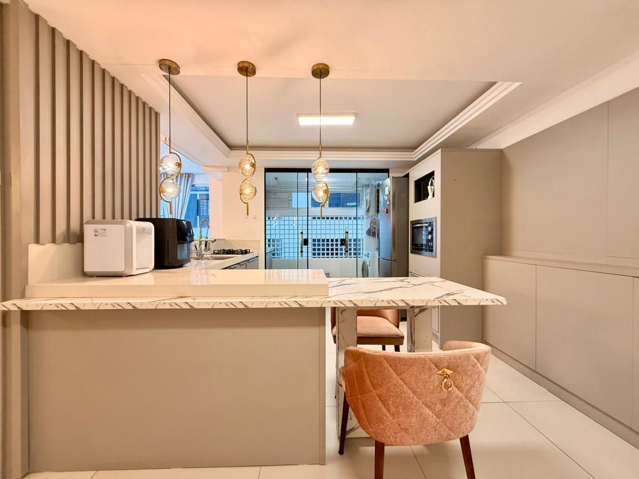  - Apartamento com vista para o mar à venda com 120m² por R$ 2.300.000,00