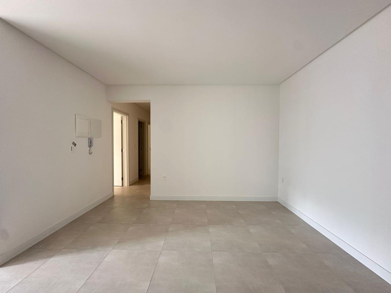Apartamento à venda com 3 quartos, 119.00m² - Meia Praia,Itapema
