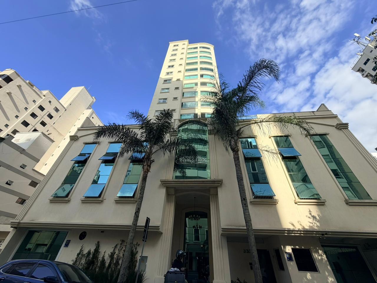 Apartamento à venda com 177m² por R$ 2.700.000,00 - Invicta Itapema - Assessoria Imobiliária