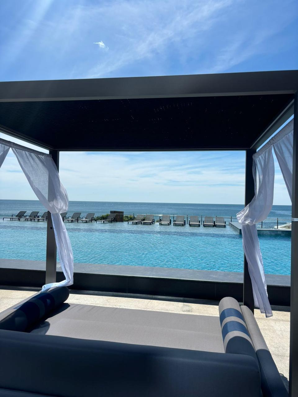  - Apartamento com vista para o mar à venda com 50.8m² por R$ 280.000,00