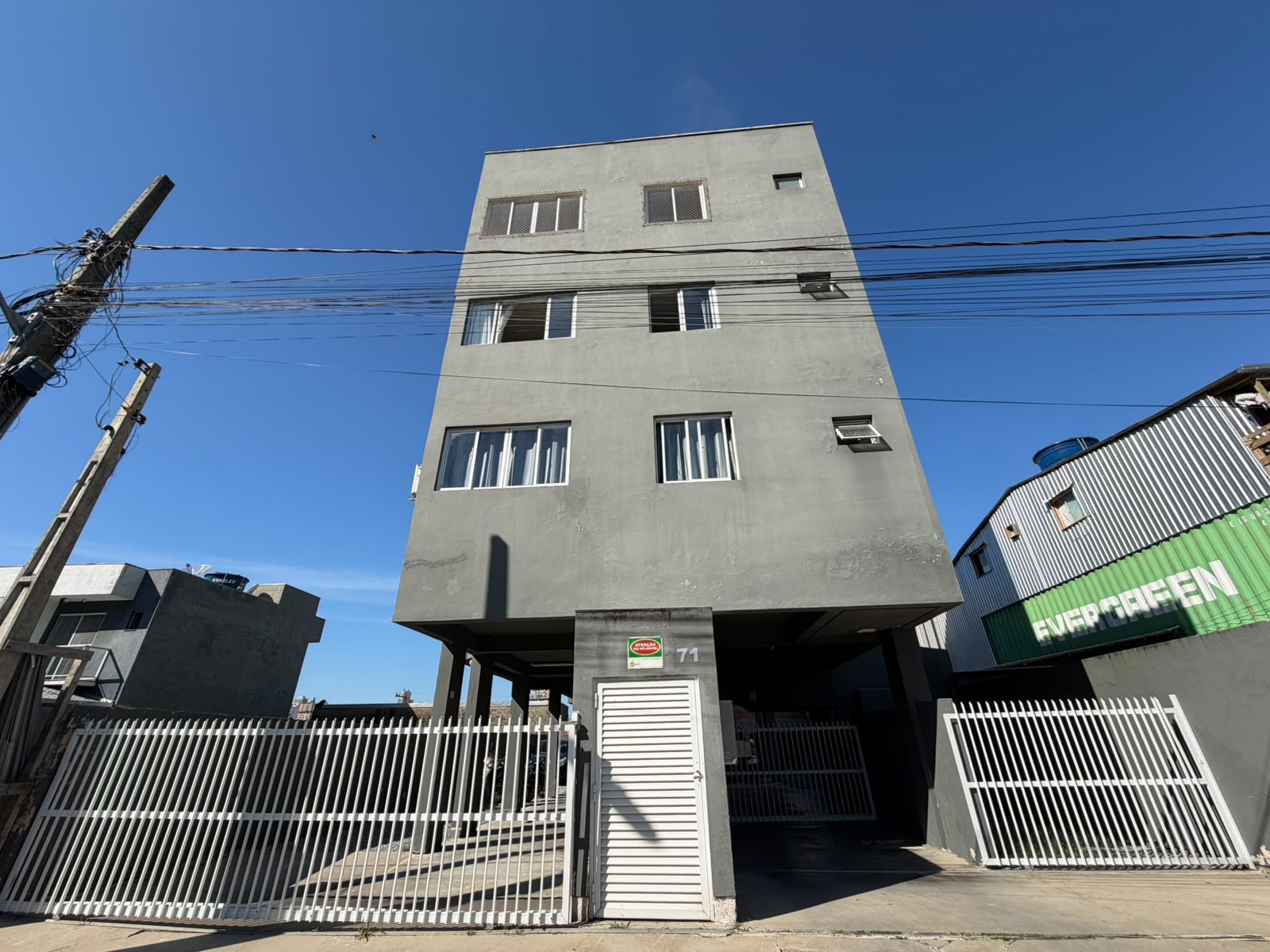 Apartamento à venda com 60m² por R$ 380.000,00 - Invicta Itapema - Assessoria Imobiliária