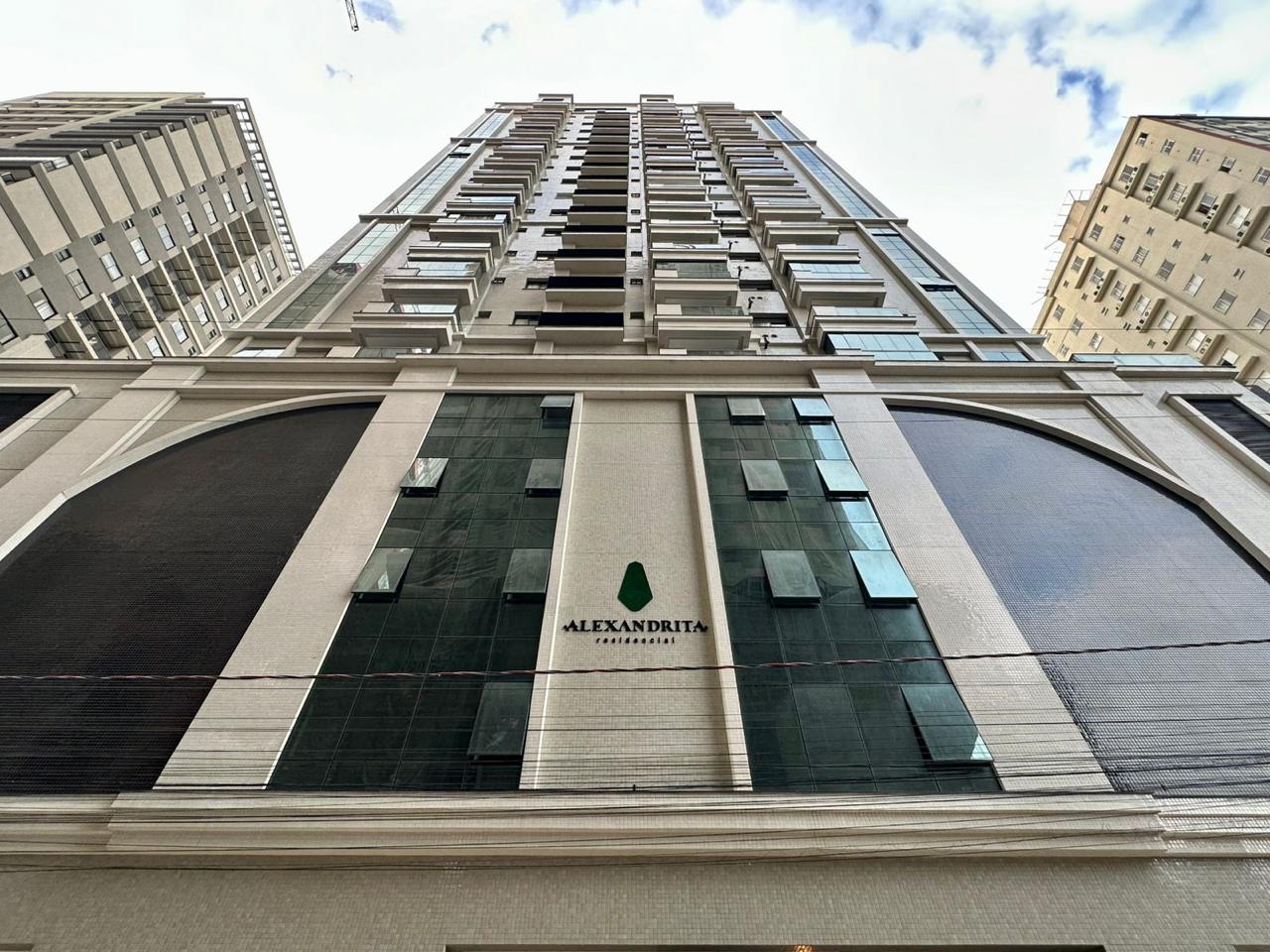  - Apartamento à venda com 70m² por R$ 1.000.000,00