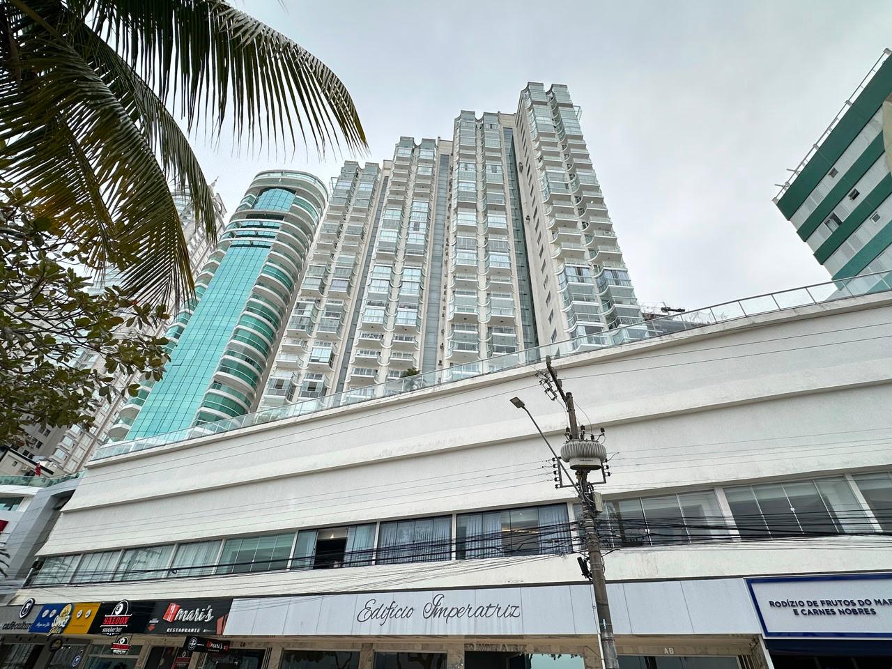 Apartamento com vista para o mar à venda com 165m² por R$ 2.800.000,00 - Invicta Itapema - Assessoria Imobiliária