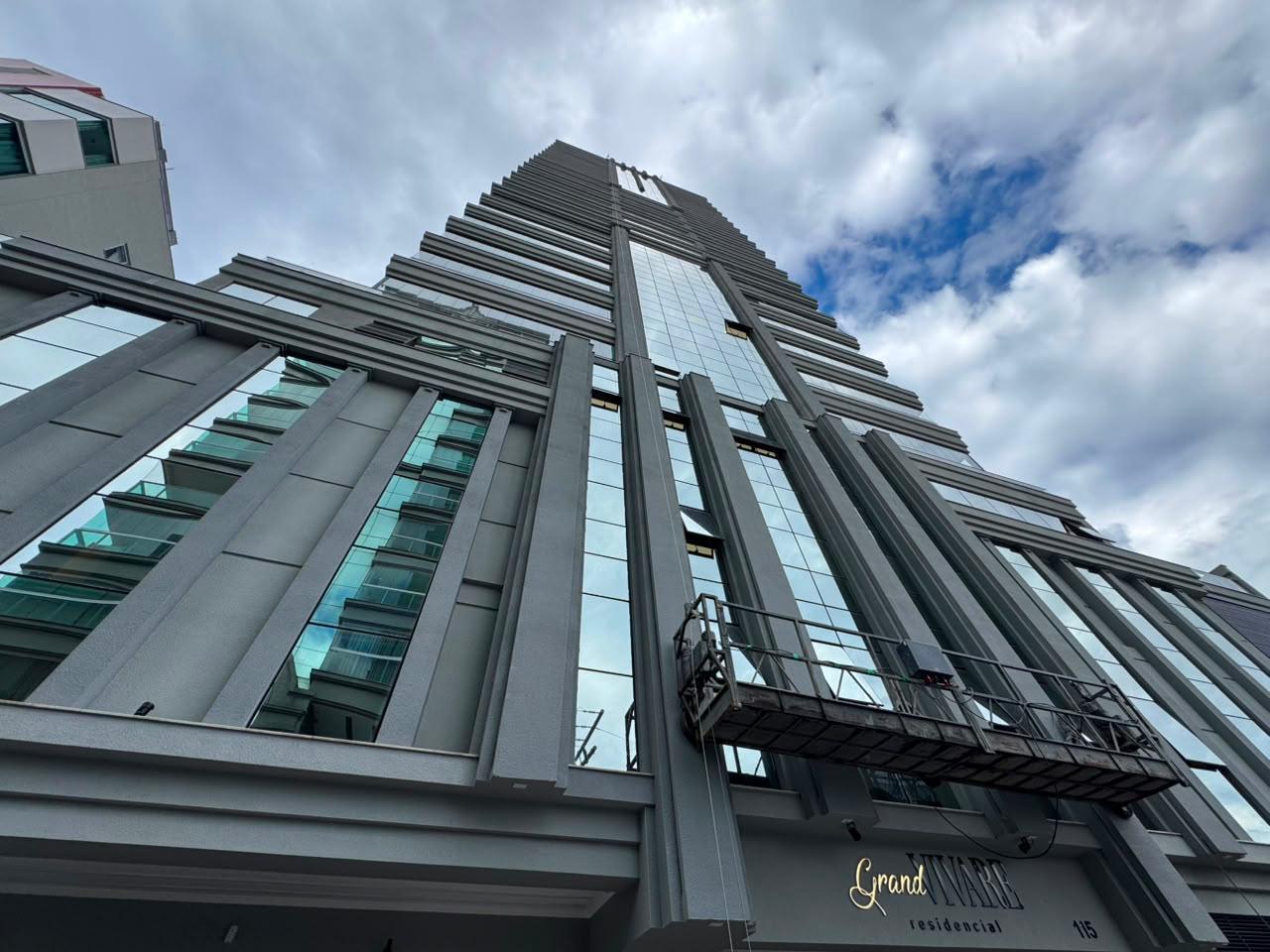 Apartamento, 3 quartos, 127 m² - Foto 1