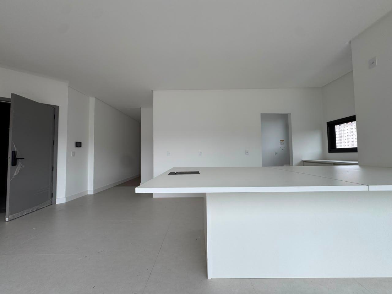Apartamento à venda com 3 quartos, 127.00m² - Centro,Itapema