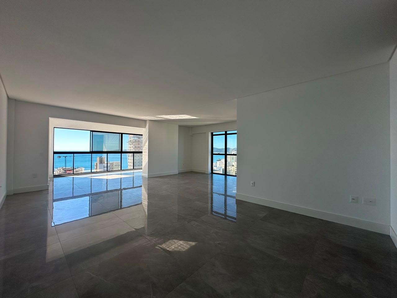  - Apartamento à venda com 198m² por R$ 5.500.000,00