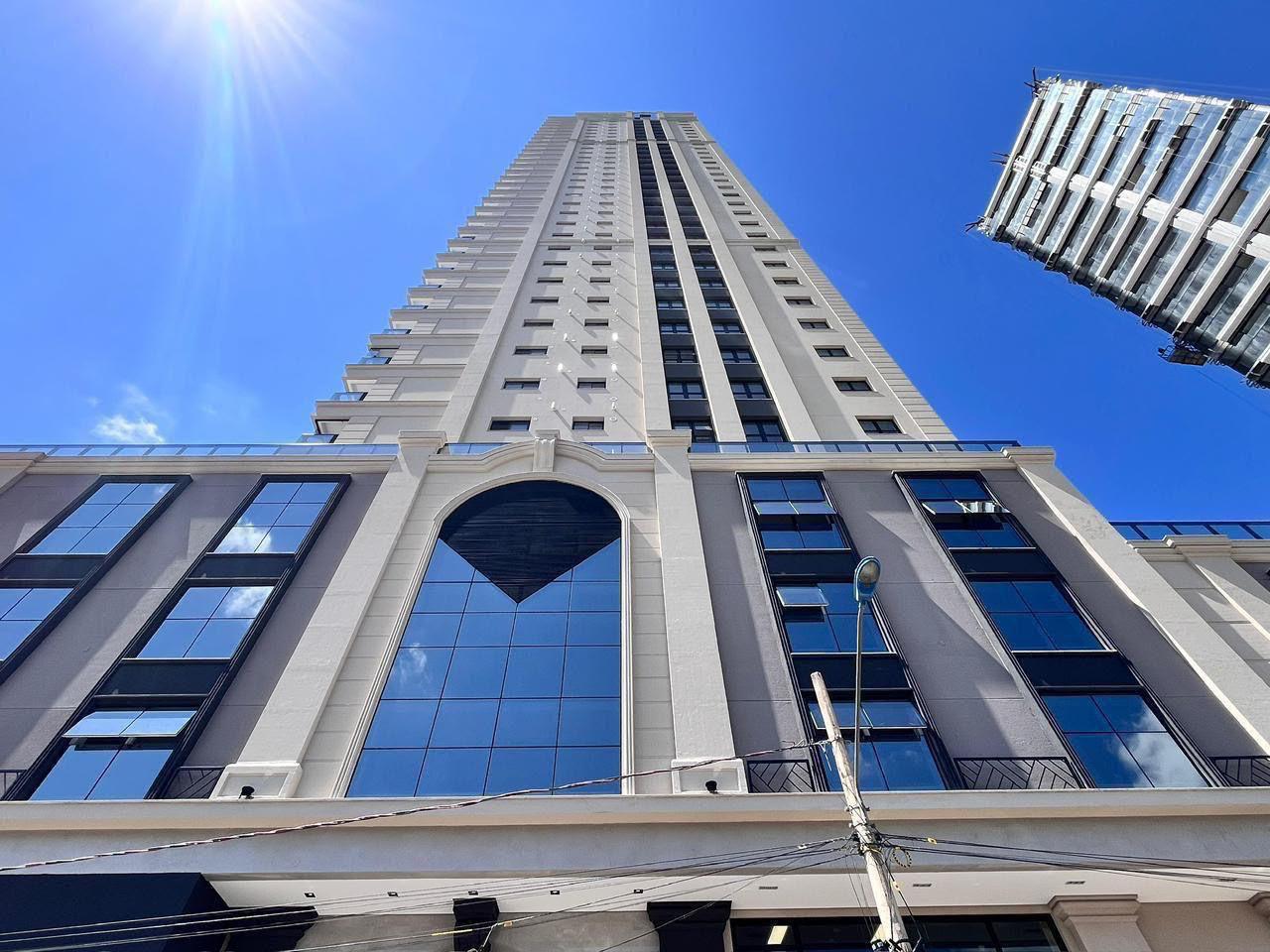 Apartamento com vista para o mar à venda com 208m² por R$ 5.000.000,00 - Invicta Itapema - Assessoria Imobiliária