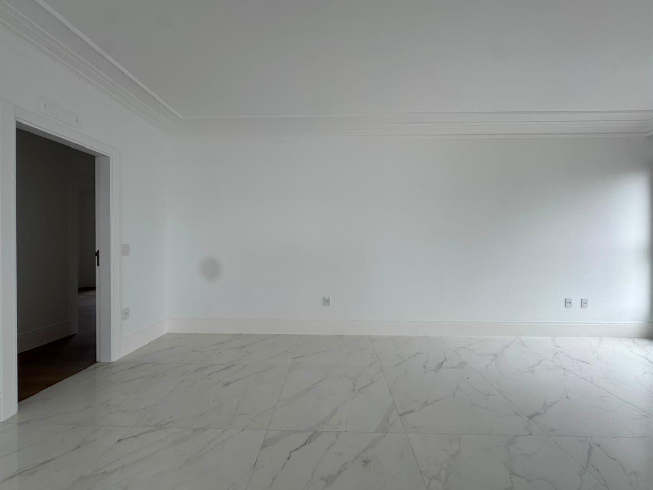  - Apartamento com vista para o mar à venda com 208m² por R$ 5.000.000,00
