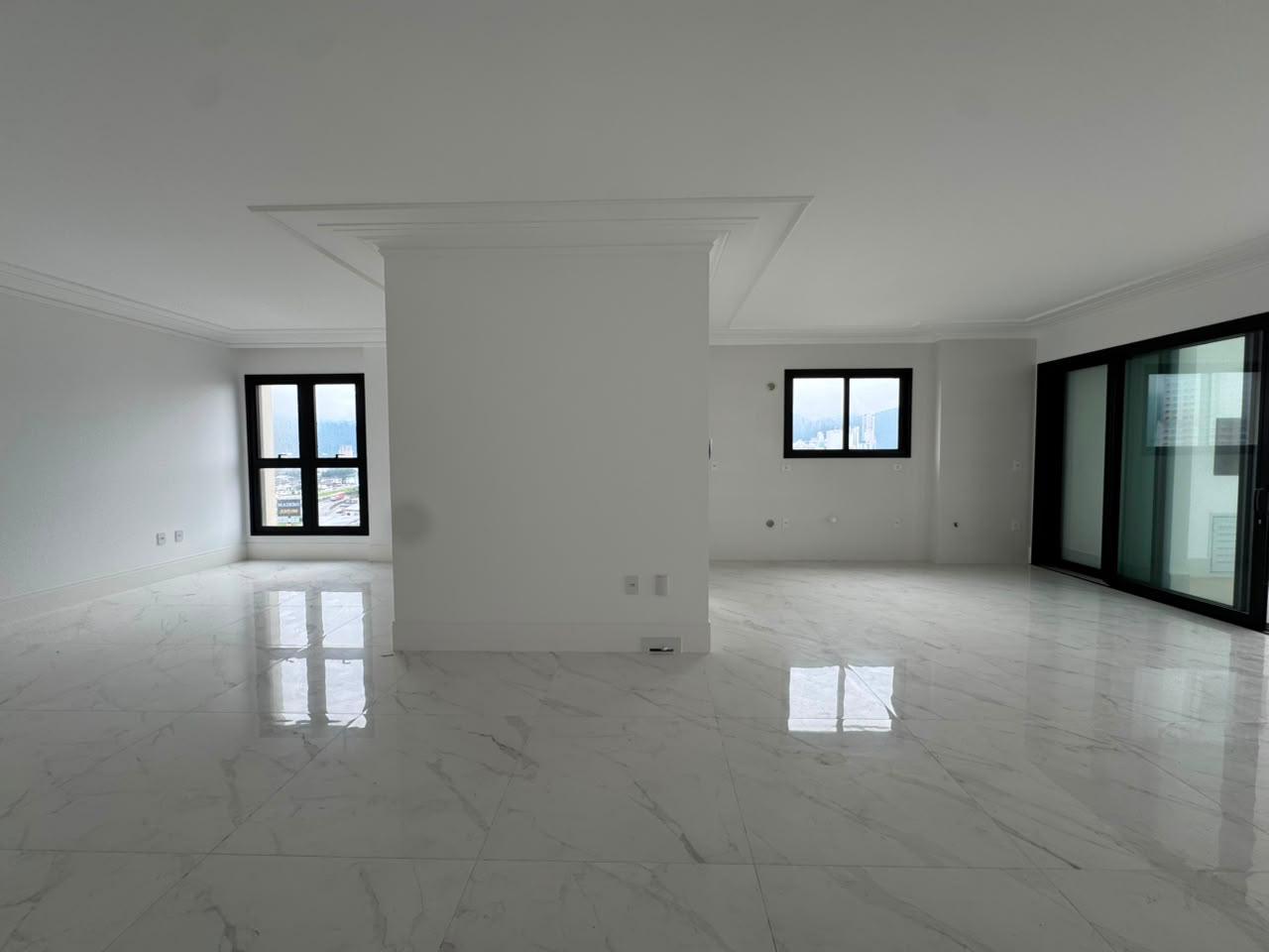  - Apartamento com vista para o mar à venda com 208m² por R$ 5.000.000,00