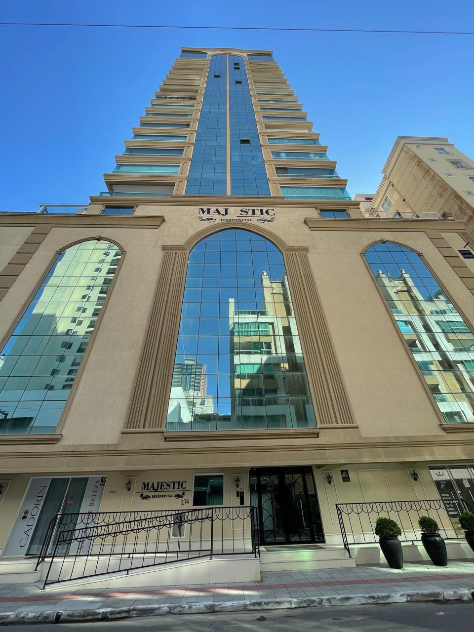 Apartamento com vista para o mar à venda com 166m² por R$ 1.900.000,00 - Invicta Itapema - Assessoria Imobiliária