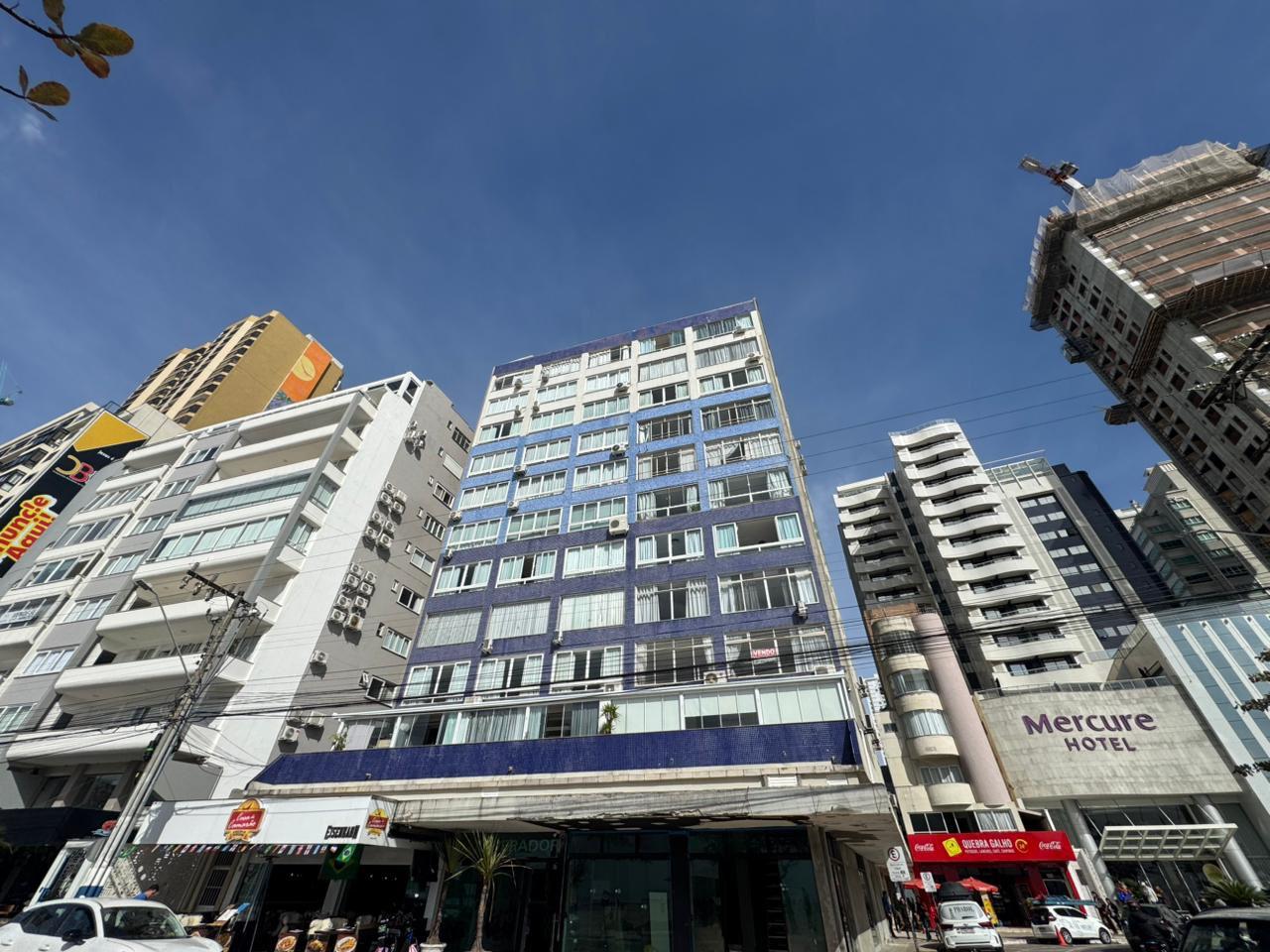 Apartamento, 3 quartos, 188 m² - Foto 1