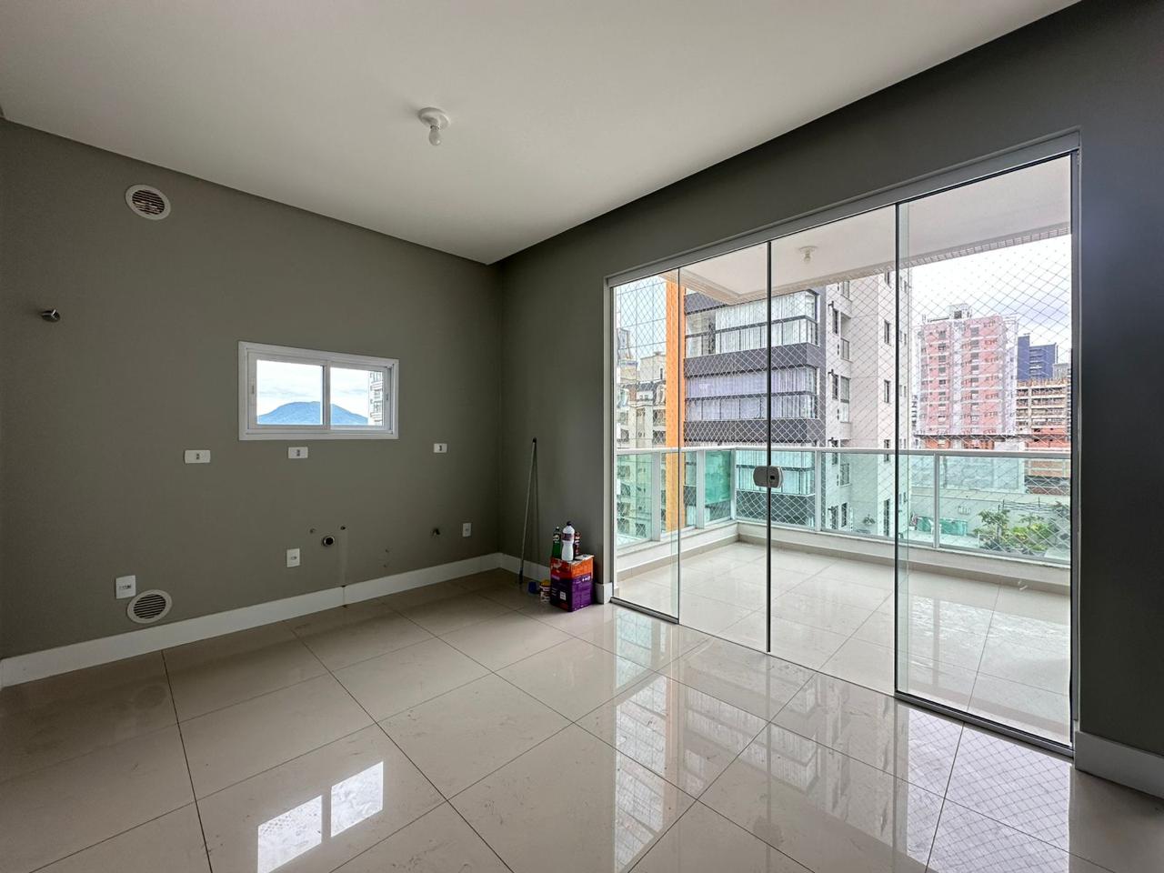  - Apartamento à venda com 110m² por R$ 1.590.000,00
