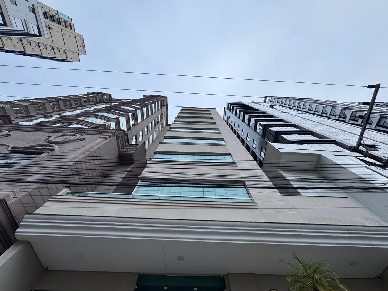 Apartamento com vista para o mar à venda com 98m² por R$ 1.380.000,00 - Invicta Itapema - Assessoria Imobiliária