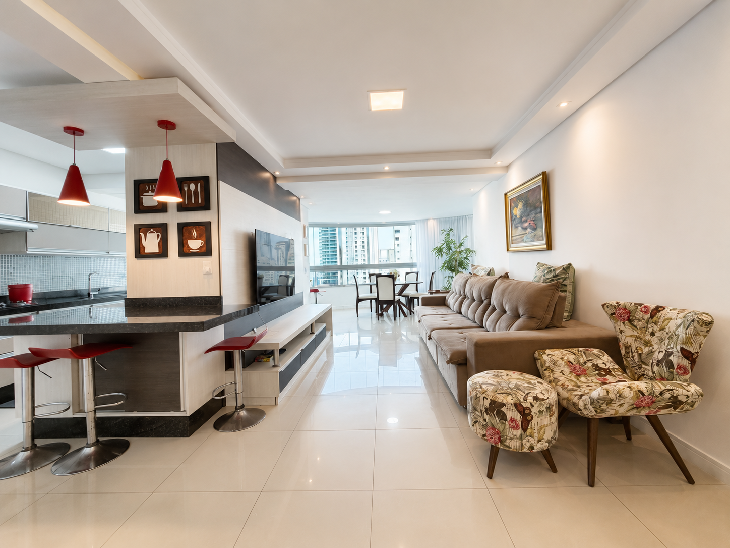 Apartamento à venda com 3 quartos, 139m² - Pioneiros,Balneário Camboriú