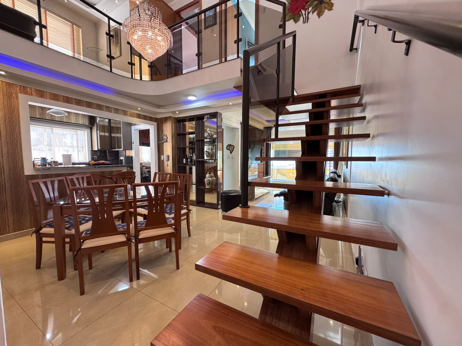 Apartamento com vista para o mar à venda com 115m² por R$ 1.850.000,00 em Balneário Camboriú - Invicta Itapema - Assessoria Imobiliária