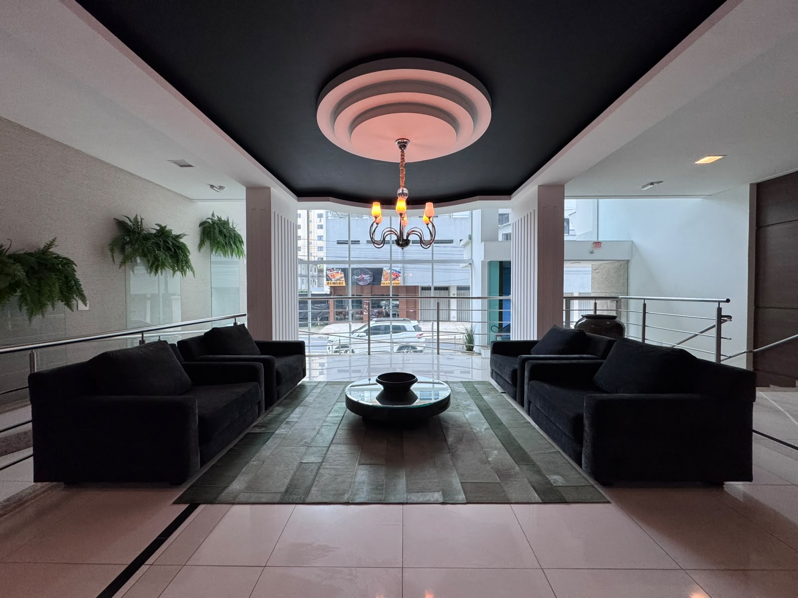  - Apartamento à venda em Balneário Camboriú, com 3 quartos, 122m²