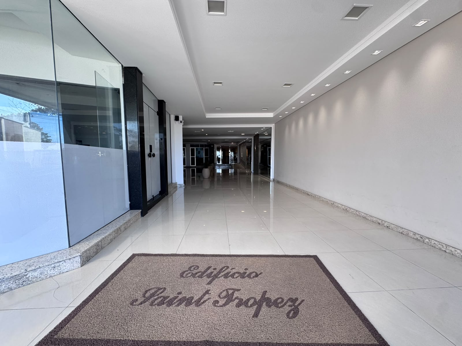 Apartamento, 3 quartos, 145 m² - Foto 3