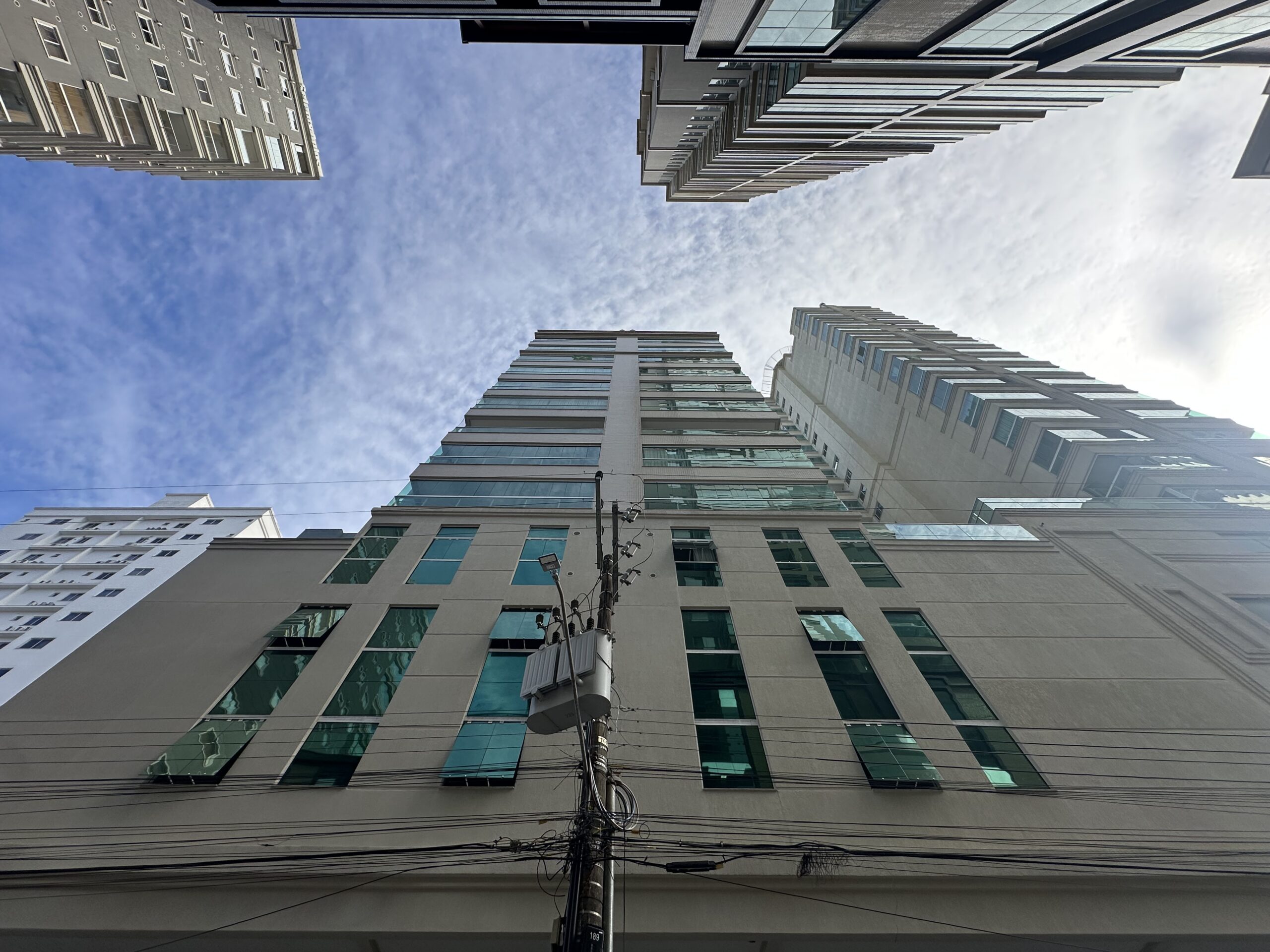  - Apartamento à venda em Itapema, Meia Praia, com 4 quartos, 240m²