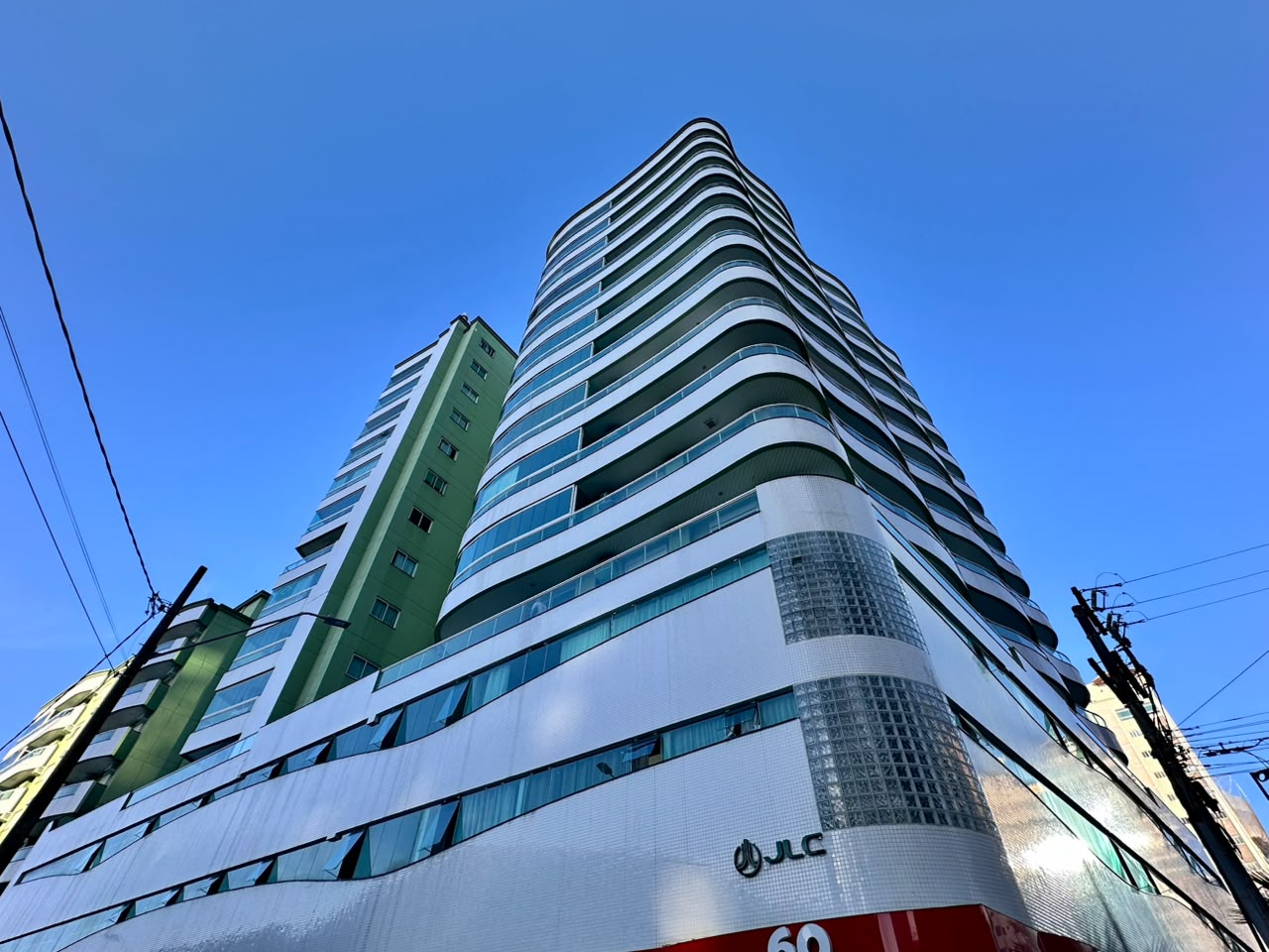 Apartamento, 3 quartos, 130 m² - Foto 2