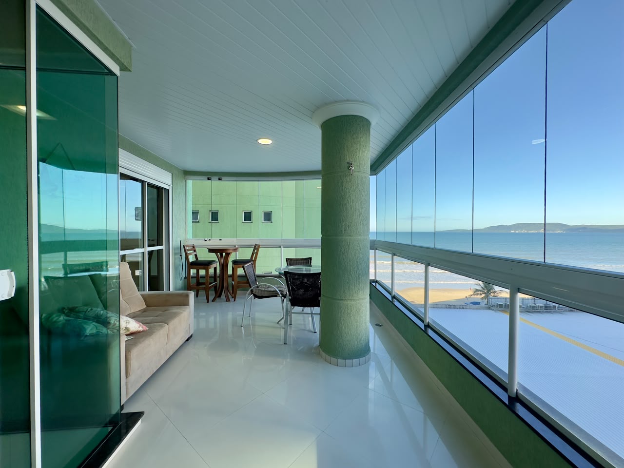 Apartamento, 3 quartos, 130 m² - Foto 1
