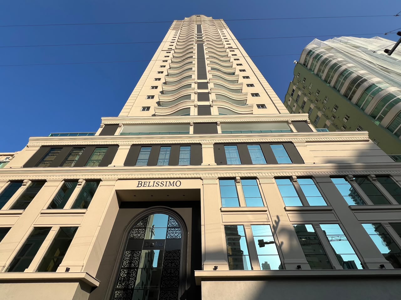 Apartamento à venda com 157m² por R$ 3.500.000,00 - Invicta Itapema - Assessoria Imobiliária
