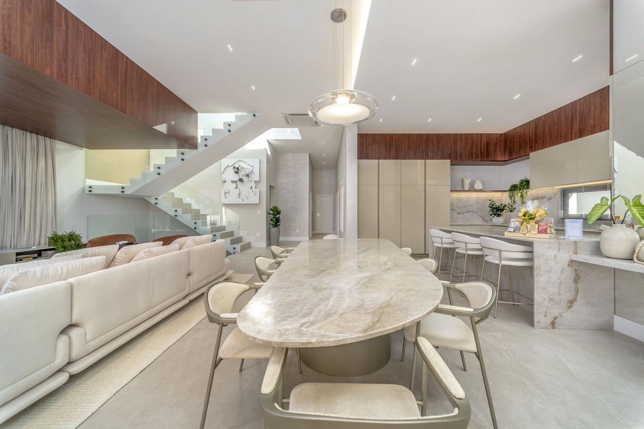 Casa à venda com 4 quartos - Barra,Balneário Camboriú