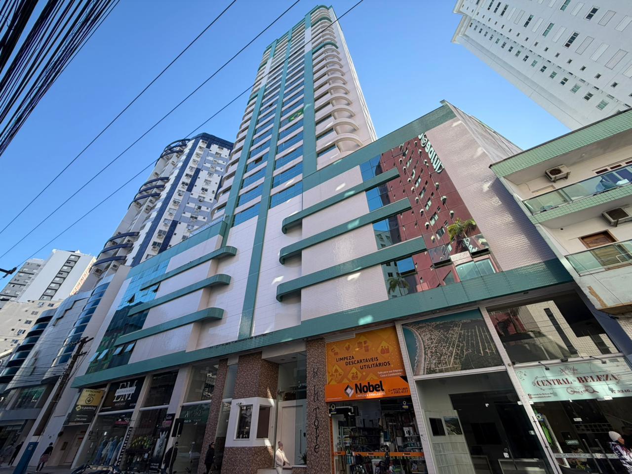 Apartamento à venda com 3 quartos - Centro ,Balneário Camboriú 