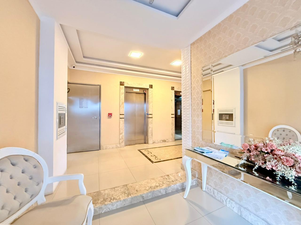Apartamento à venda com 3 quartos - Meia Praia ,Itapema 