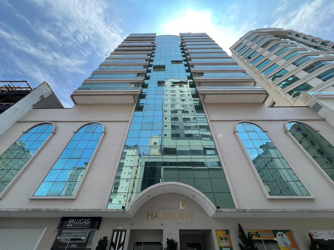 Apartamento à venda com 3 quartos - Meia Praia ,Itapema 