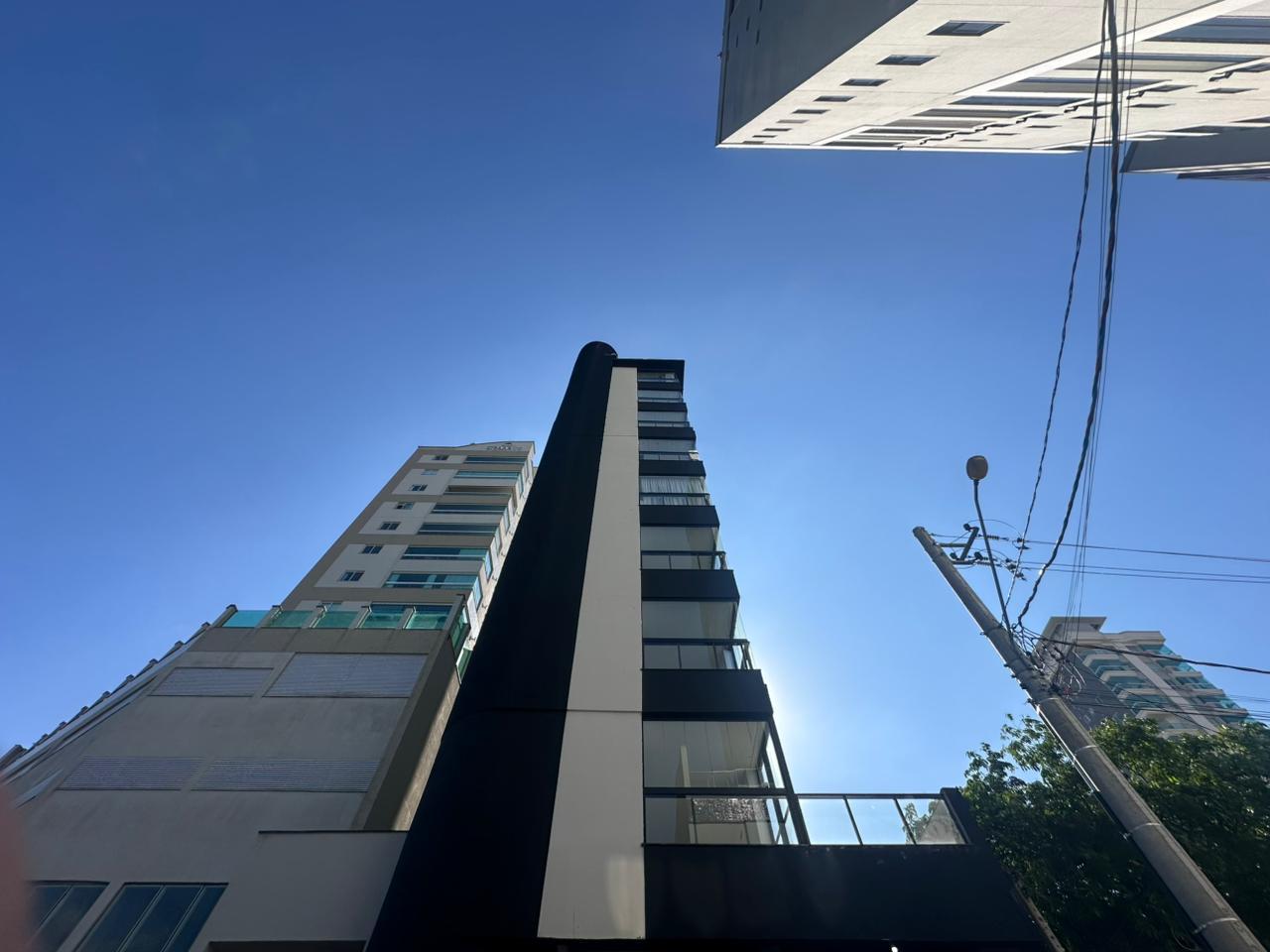 Apartamento à venda com 3 quartos - Meia Praia ,Itapema 