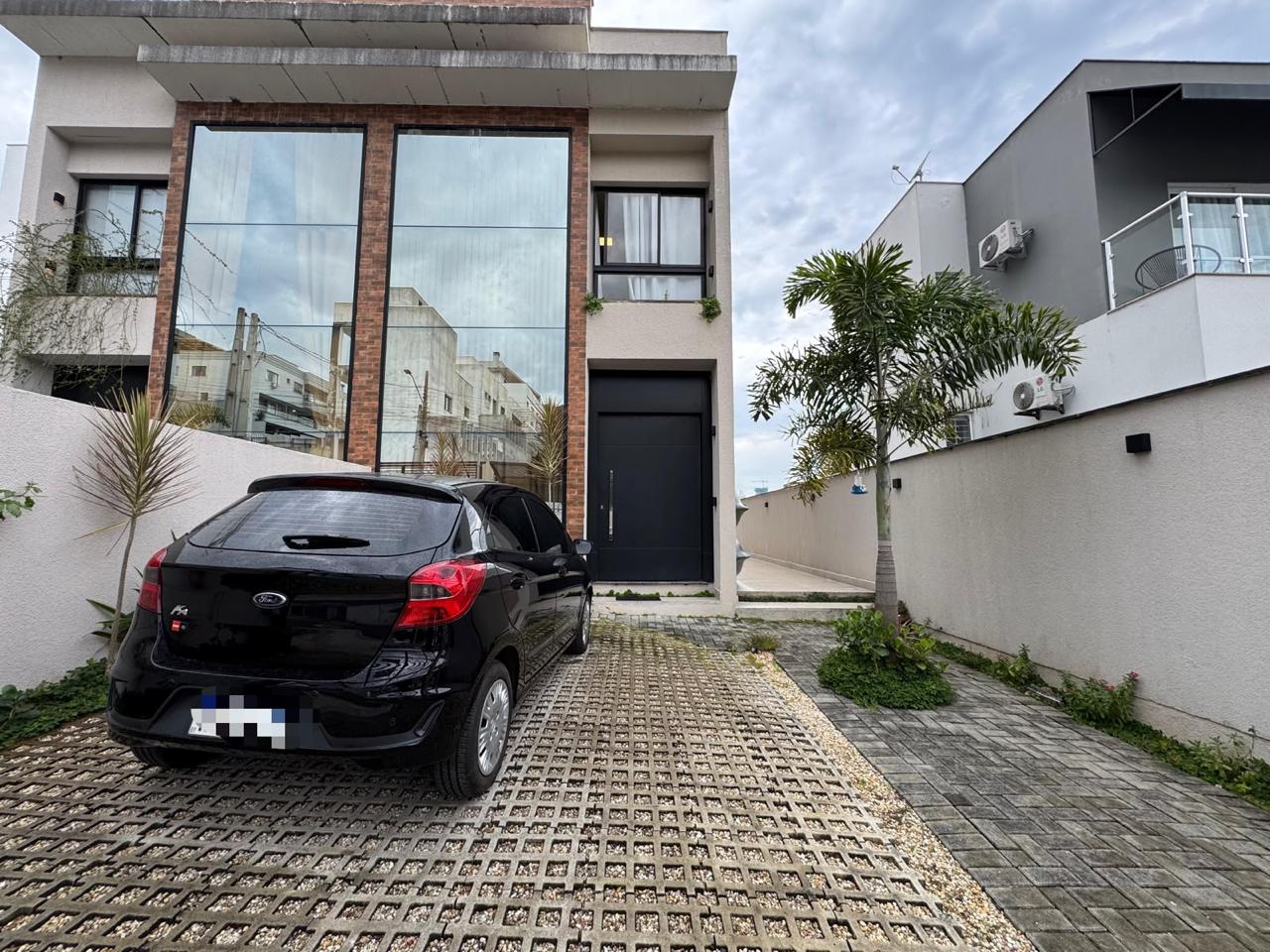 Casa à venda com 3 quartos - Ariribá ,Balneário Camboriú 
