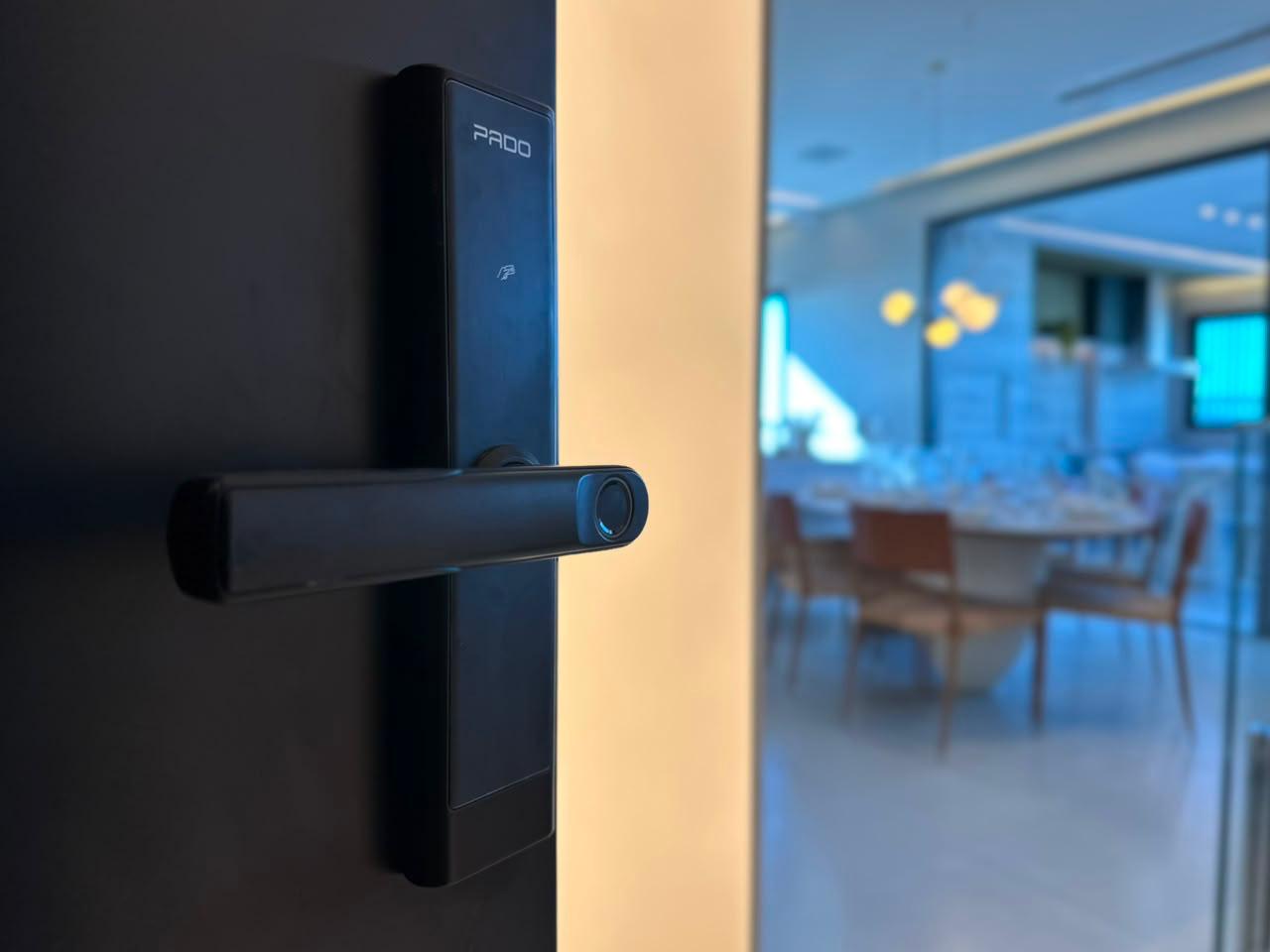  - Apartamento com vista para o mar à venda com 264m² por R$ 10.500.000,00