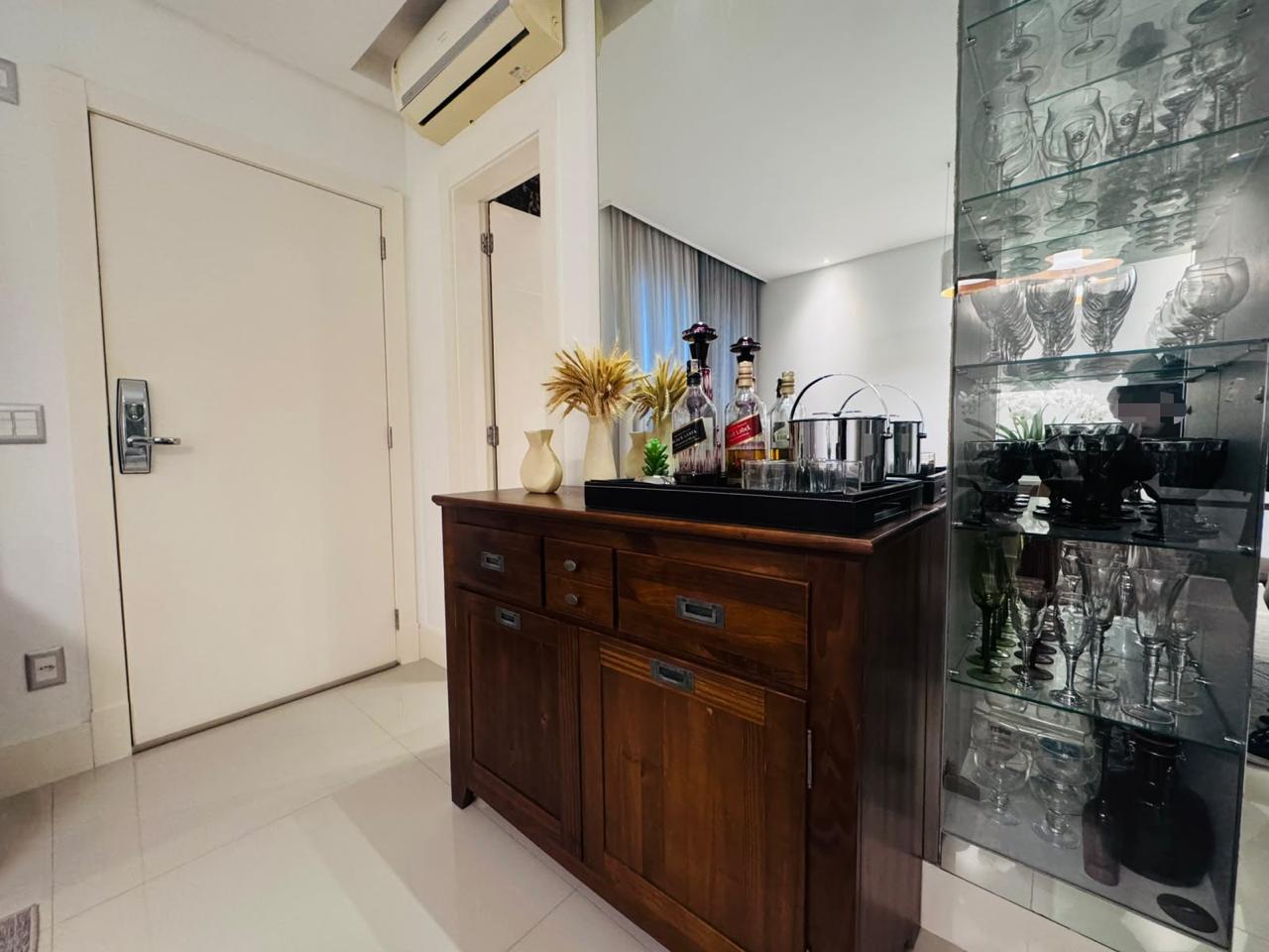 Apartamento à venda com 4 quartos, 137.00m² - Centro,Balneário Camboriú