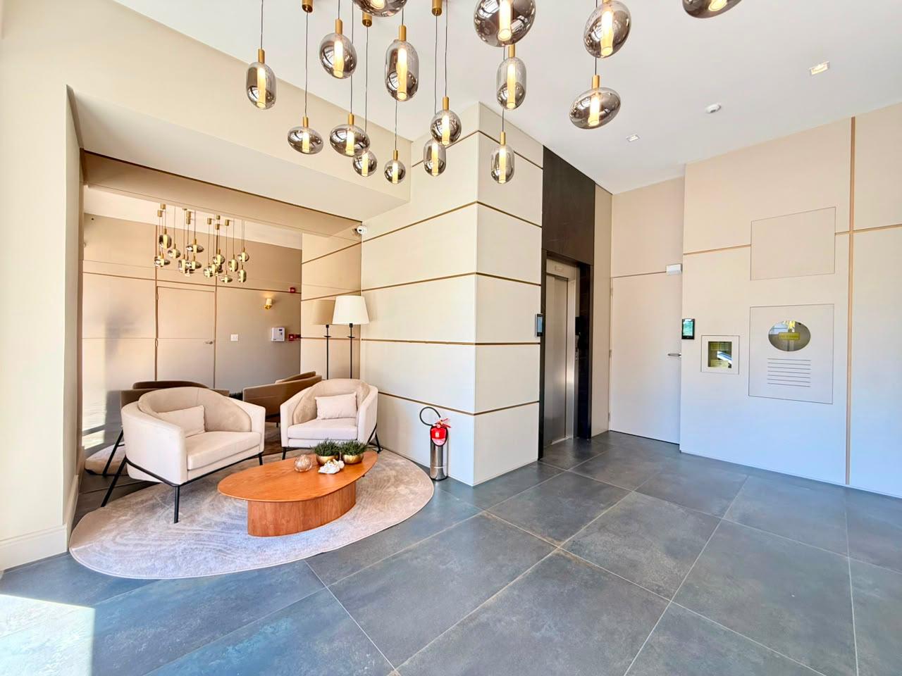 Apartamento à venda com 2 quartos - Meia Praia ,Itapema 