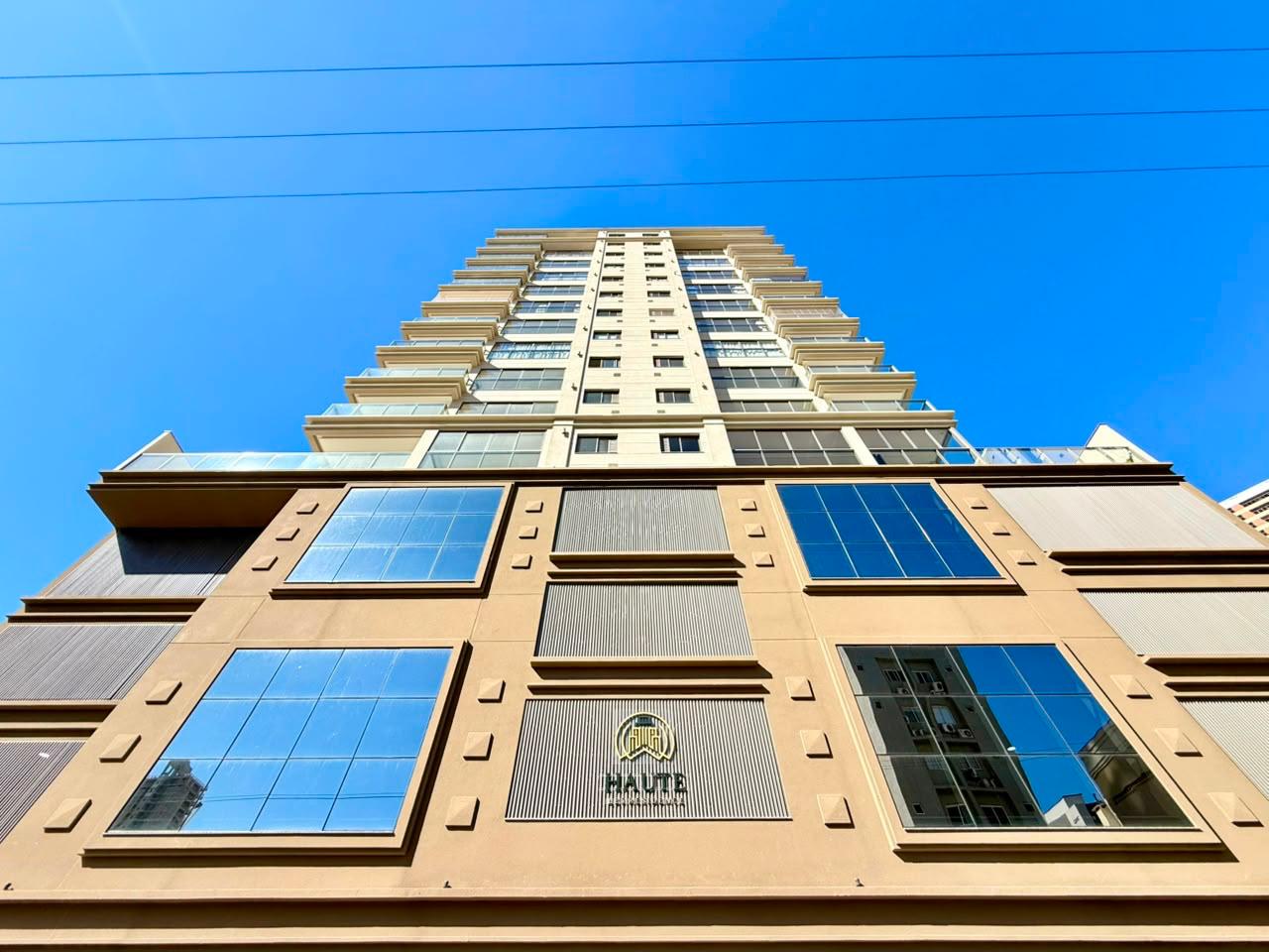Apartamento à venda com 2 quartos - Meia Praia ,Itapema 