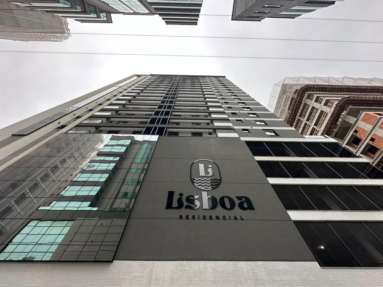 Apartamento à venda com 692m² por R$ 950.000,00 - Invicta Itapema - Assessoria Imobiliária