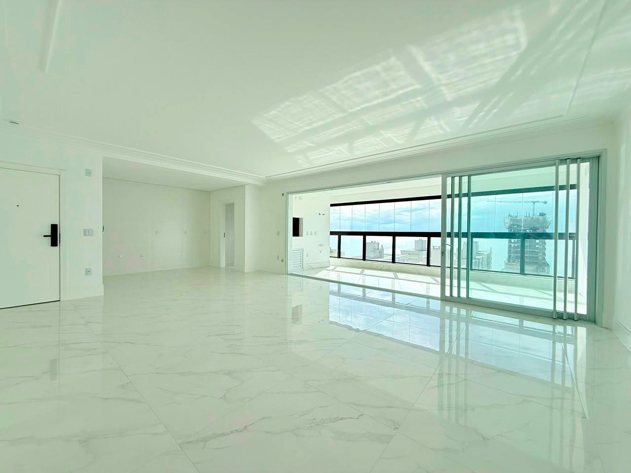  - Apartamento com vista para o mar à venda com 180m² por R$ 4.450.000,00
