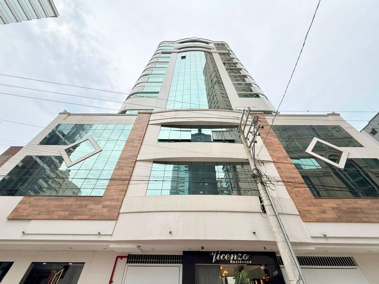 Apartamento à venda com 154m² por R$ 2.200.000,00 - Invicta Itapema - Assessoria Imobiliária