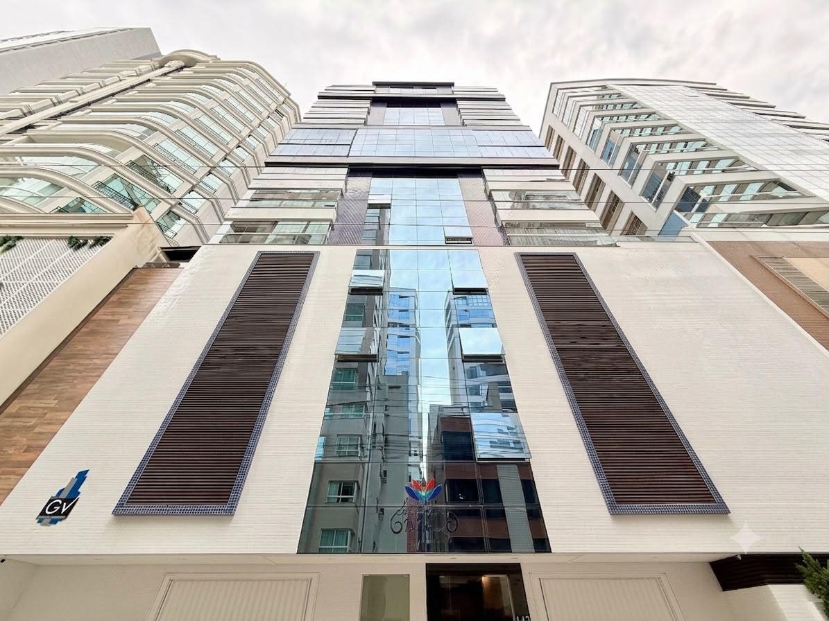 Apartamento, 4 quartos, 270 m² - Foto 1