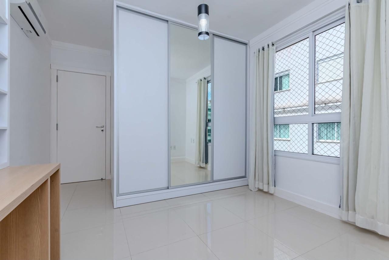 Apartamento, 4 quartos, 270 m² - Foto 23