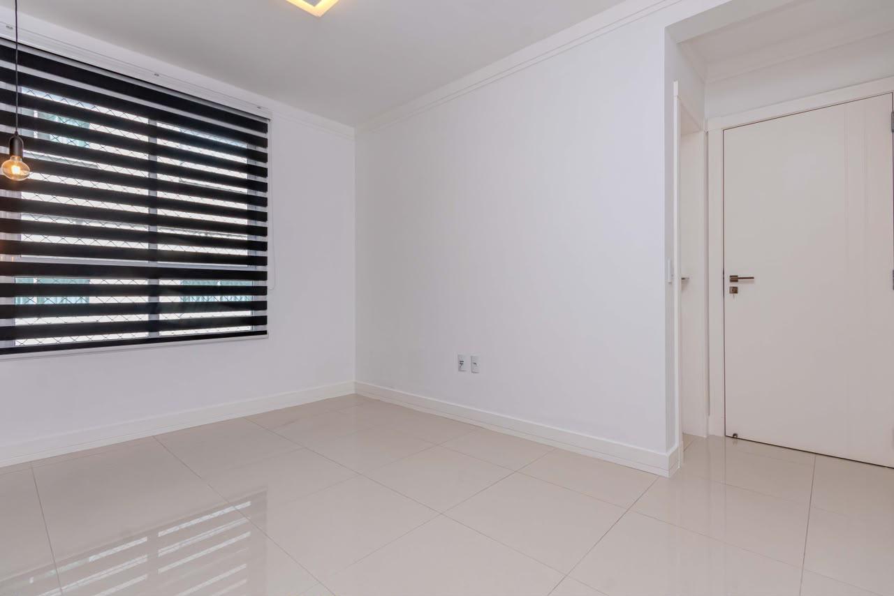 Apartamento, 4 quartos, 270 m² - Foto 26